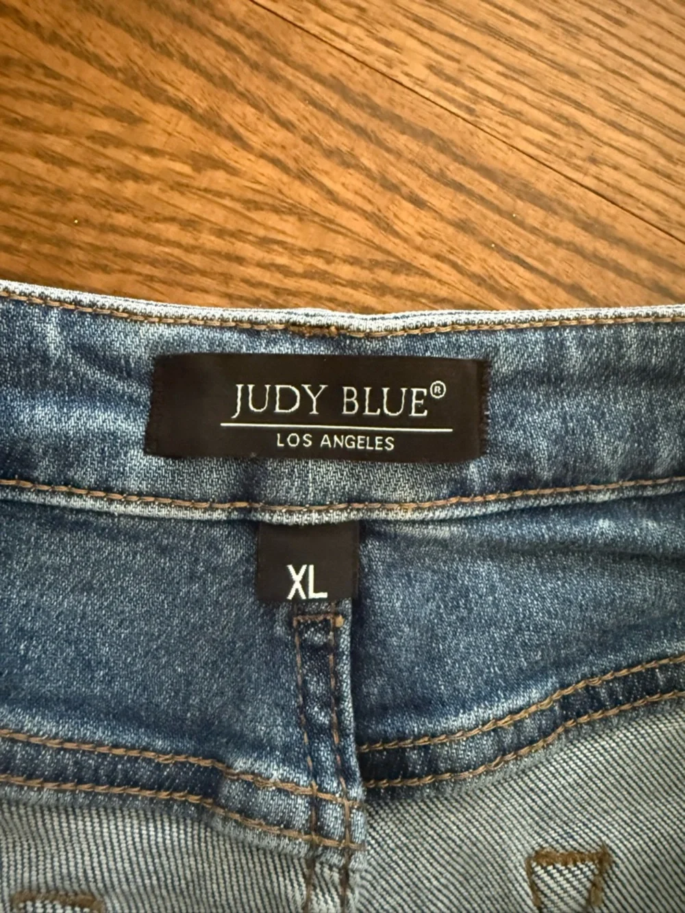 Judy Blue Faded Blue Rolled-Hem Denim Shorts - Picture 3 of 5